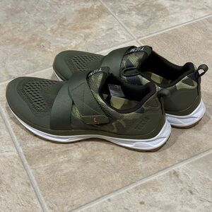 TIEM Slipstream Women’s Cycling Shoes - Camo Green